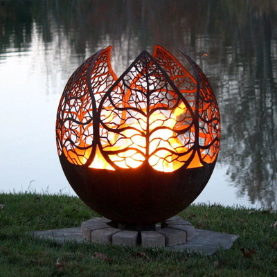 Hoja de puesta de sol de otoño Esfera de globo de acero resistente a la intemperie Pozo de fuego con cenicero