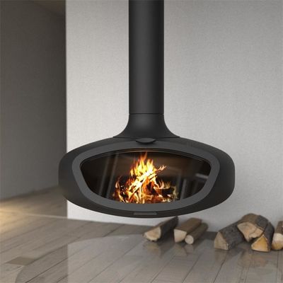 El tejado popular del estilo montó la estufa de acero ardiente de madera y la chimenea suspendida